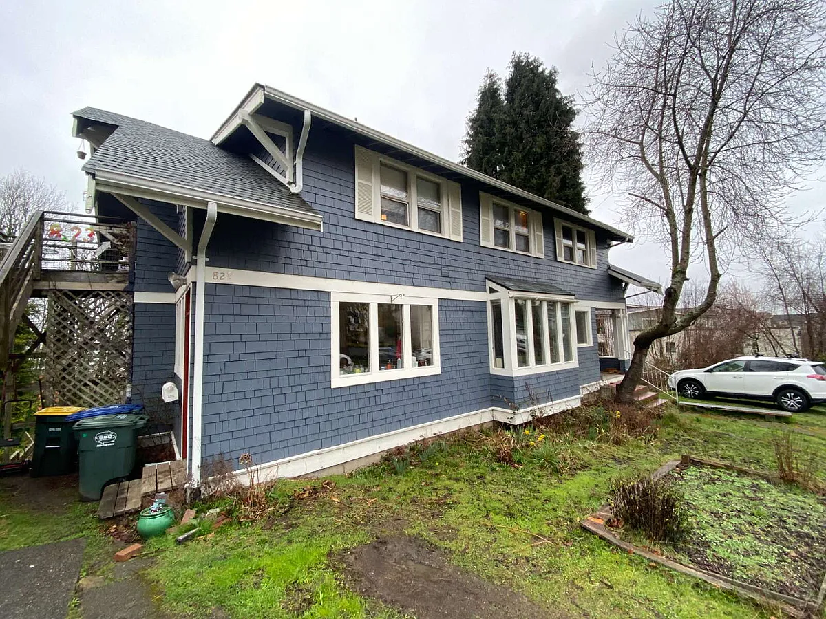 Building Photo - 825 N Garden St