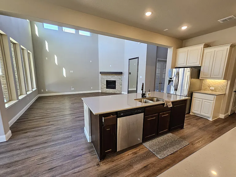 810 Elm Park Dr — Photo 35
