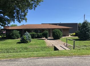 155 E Green St, Virden, IL 62690