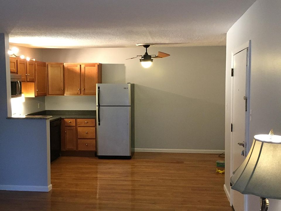Entry door leading to kitchen and living room. Panty not shown
