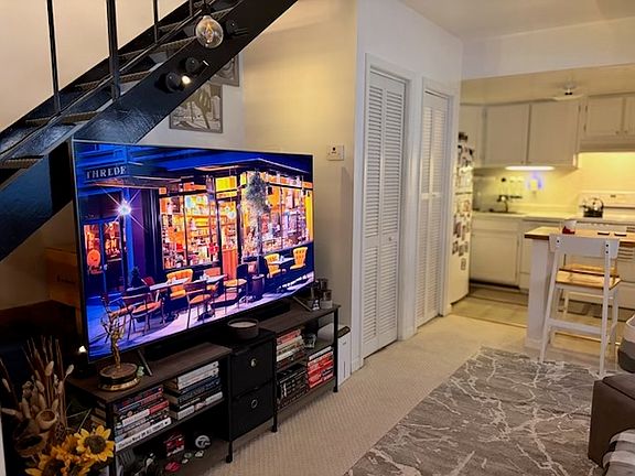 4th image of 1533 15th St NW APT 101