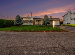 21 Pulford Cres, Ottawa, ON K2B 6L6