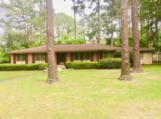 249 Carolina Dr, Tifton, GA 31794
