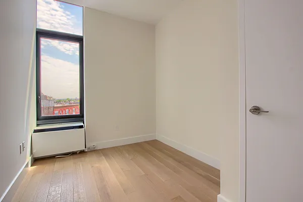 Rented by Compass | media 29