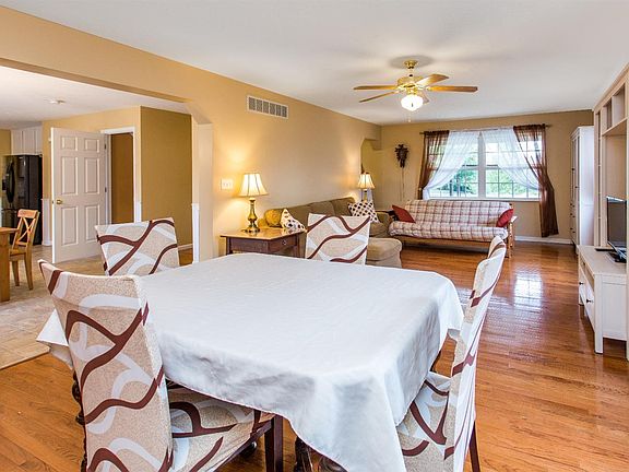5th image of 279 Everwood Dr