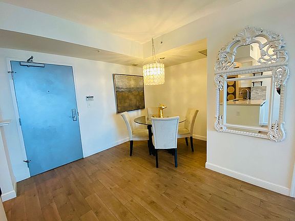 3rd image of 347 N New River Dr E APT 611