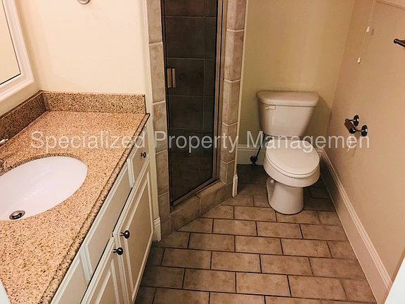4th image of 4144 Grassmere Ln Unit 1