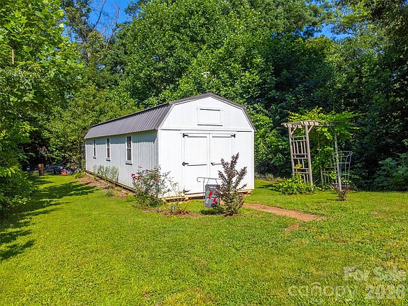 5th image of 266 Egret Ln