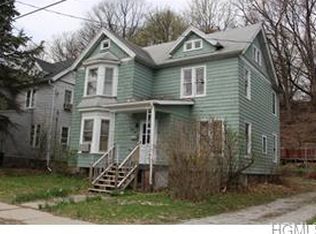 33 Beacon St, Middletown, NY 10940