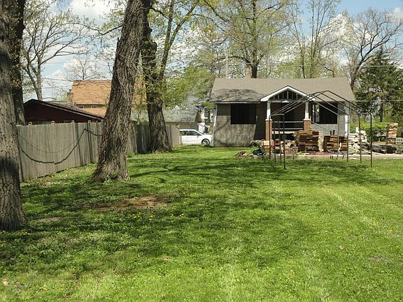 4th image of 25651 W Florence Ave