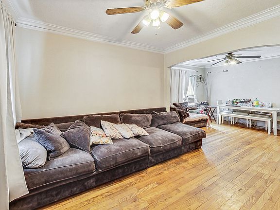 5th image of 5204 N Ludlam Ave
