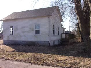 202 E Randolph St, Roodhouse, IL 62082