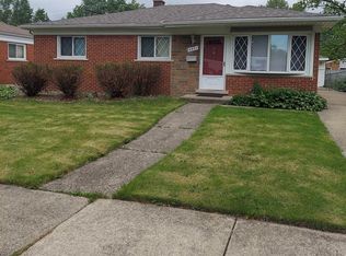 9521 Merrick St, Taylor, MI 48180