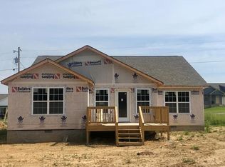 252 Celeste Dr, Baxter, TN 38544