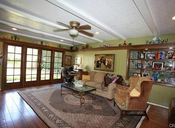 4th image of 1565 W Flippen Cir