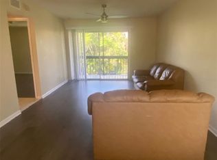 6328 Newtown Cir #28B2, Tampa, FL 33615