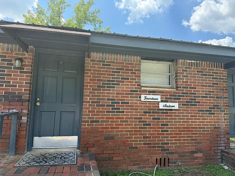 1416 39th Ave E #C — Photo 2