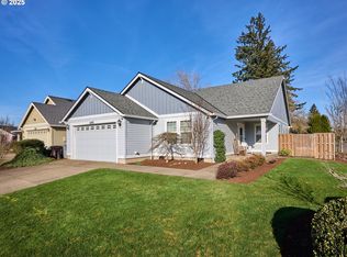 695 N Juniper Ct, Canby, OR 97013