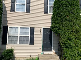 16 Sanford Dr, Bunker Hill, WV 25413