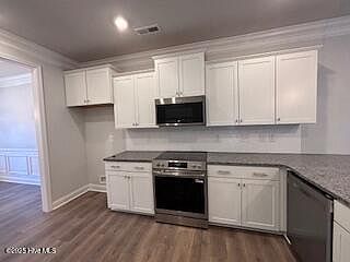 5th image of 107 Boxwood Court