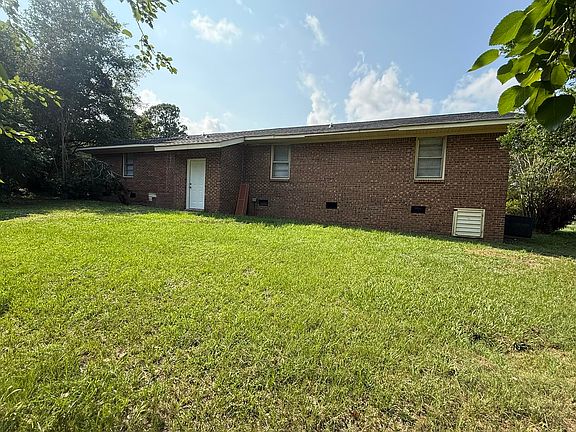 5th image of 220 Eastwood Cir