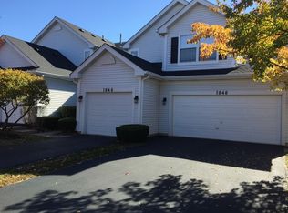 1846 Lucylle Ct, St Charles, IL