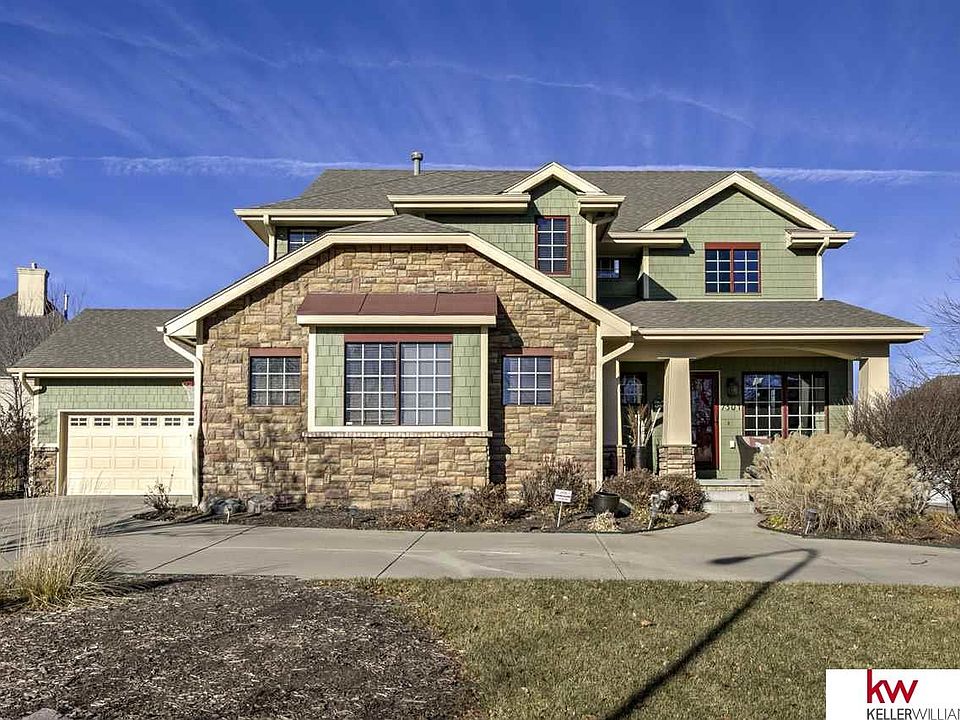 1st image of 7304 N 151st Cir