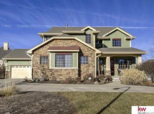 7304 N 151st Cir, Omaha, NE 68116