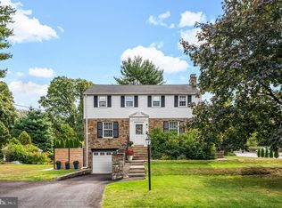 100 Rech Ave, Oreland, PA 19075
