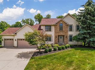 3191 Linden Cir, North Royalton, OH 44133