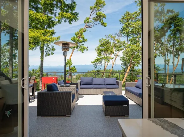 7336 High Ridge Cres, Lantzville, BC V0R 2H0