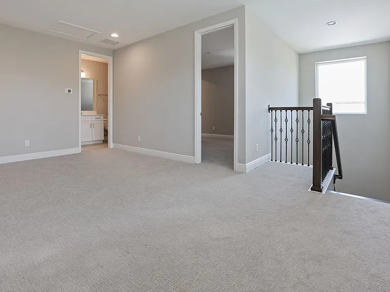 6133 Lungo Lago Dr — Photo 32