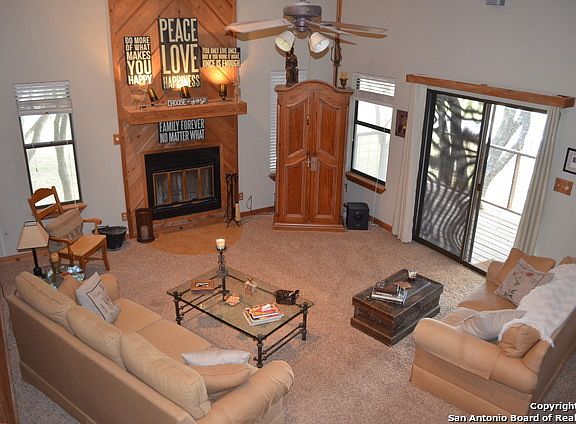 5th image of 1481 Blueridge Dr