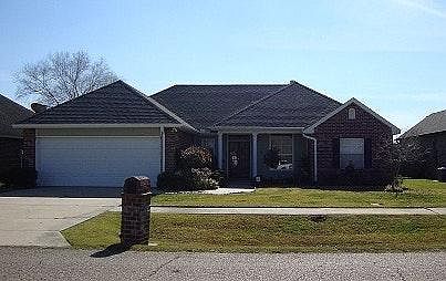 1st image of 131 Pinnacle Dr