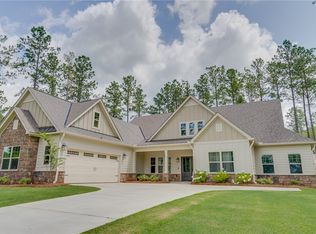 806 Ski Spray Point, Opelika, AL 36804