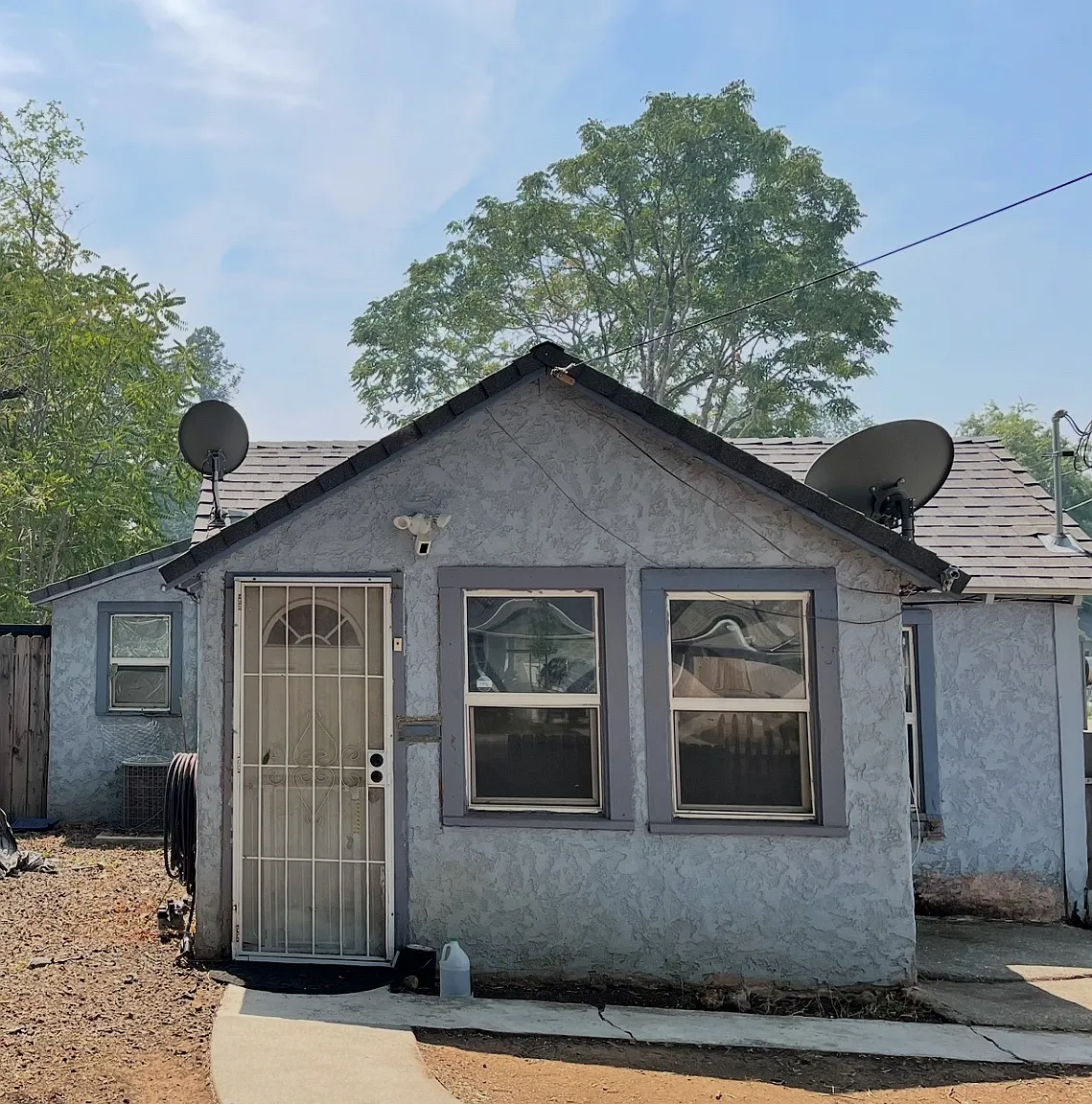 1601 Davis St — Photo 1