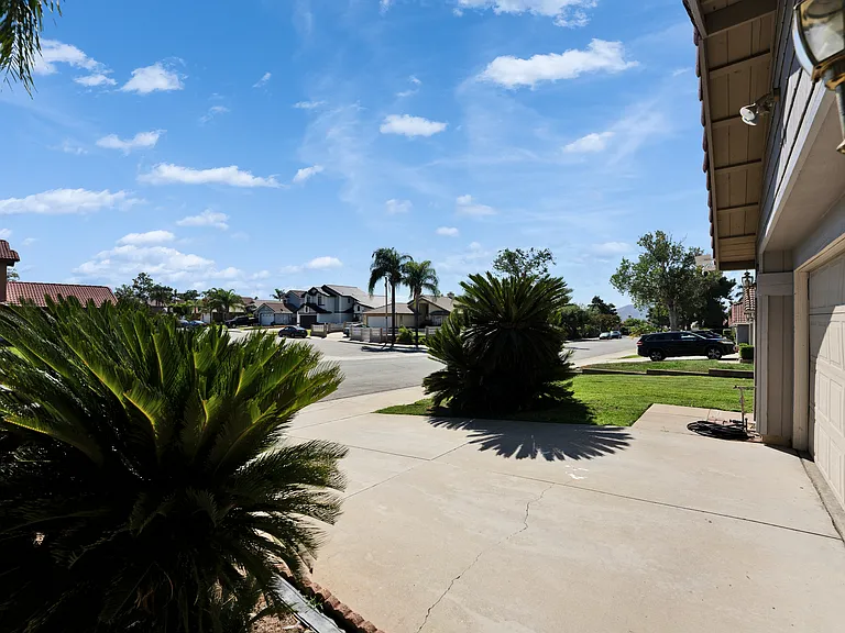 12675 Elmhurst Dr — Photo 36