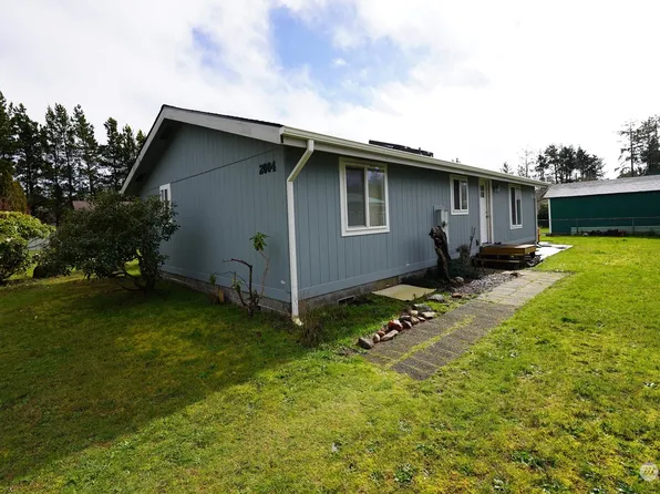 2004 225th Place, Ocean Park, WA 98640