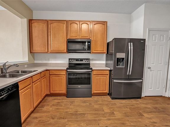 4th image of 2636 Galliano Cir