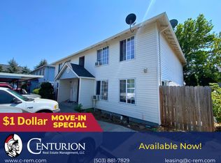 902 Bryan Ct NE, Silverton, OR 97381