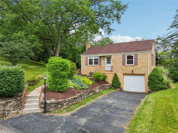 106 Crestline Dr, Pittsburgh, PA 15237
