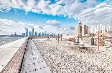 Rented by Platinum Properties