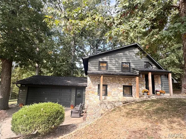 42 Sherwood Estates Ln, Hannibal, MO 63401