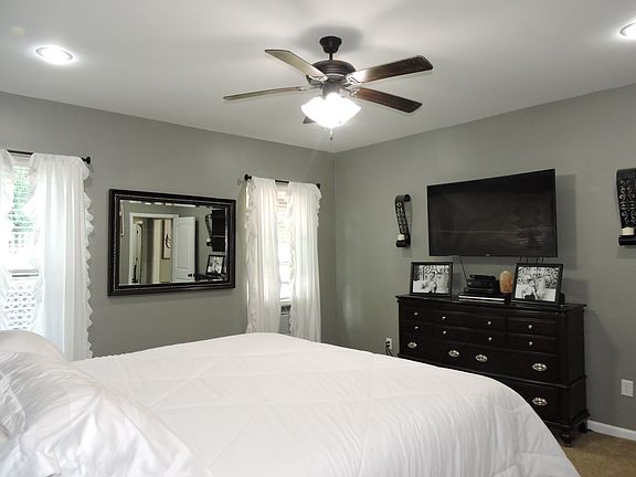3rd image of 2632 Sea Shore Dr