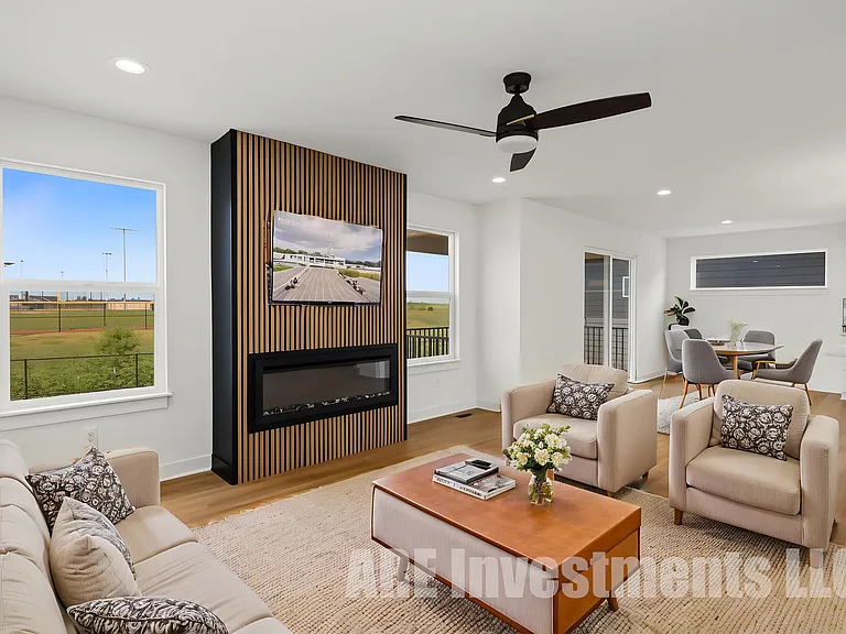 1194 NW Sproul Dr — Photo 5