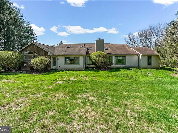 5th image of 531 Chandler Mill Rd