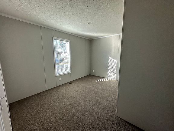 4th image of 247 Country Club Blvd #247