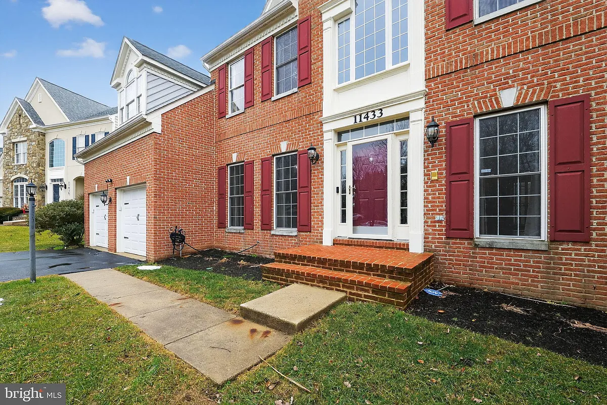 Building Photo - 11433 Seneca Forest Cir