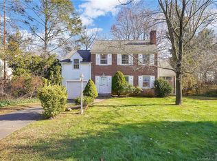 137 Hepburn Rd, Hamden, CT 06517