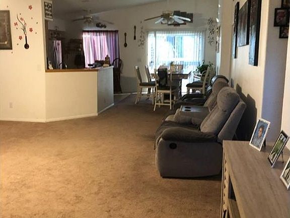 3rd image of 576 Havasu Ln
